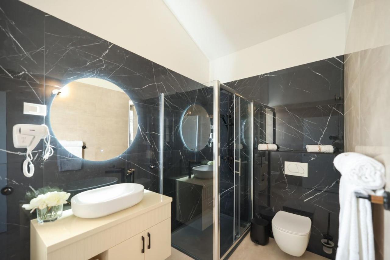 Castello Exclusive Rooms With Breakfast - By Ta Leut Agency Privlaka  Exterior foto