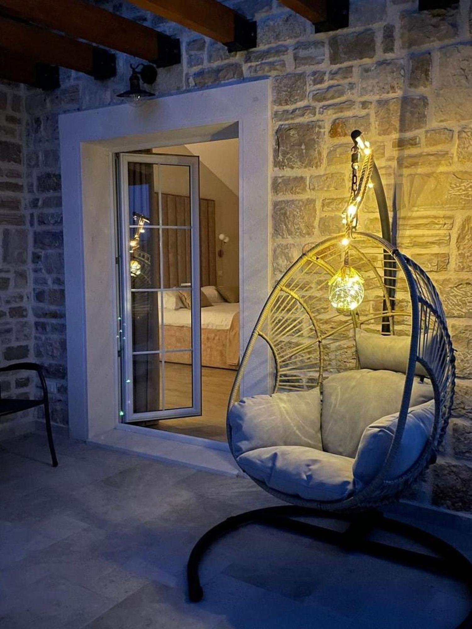 Castello Exclusive Rooms With Breakfast - By Ta Leut Agency Privlaka  Exterior foto